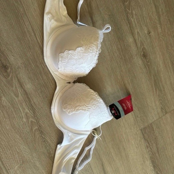 Maidenform White Lace Bra - Picture 4 of 5